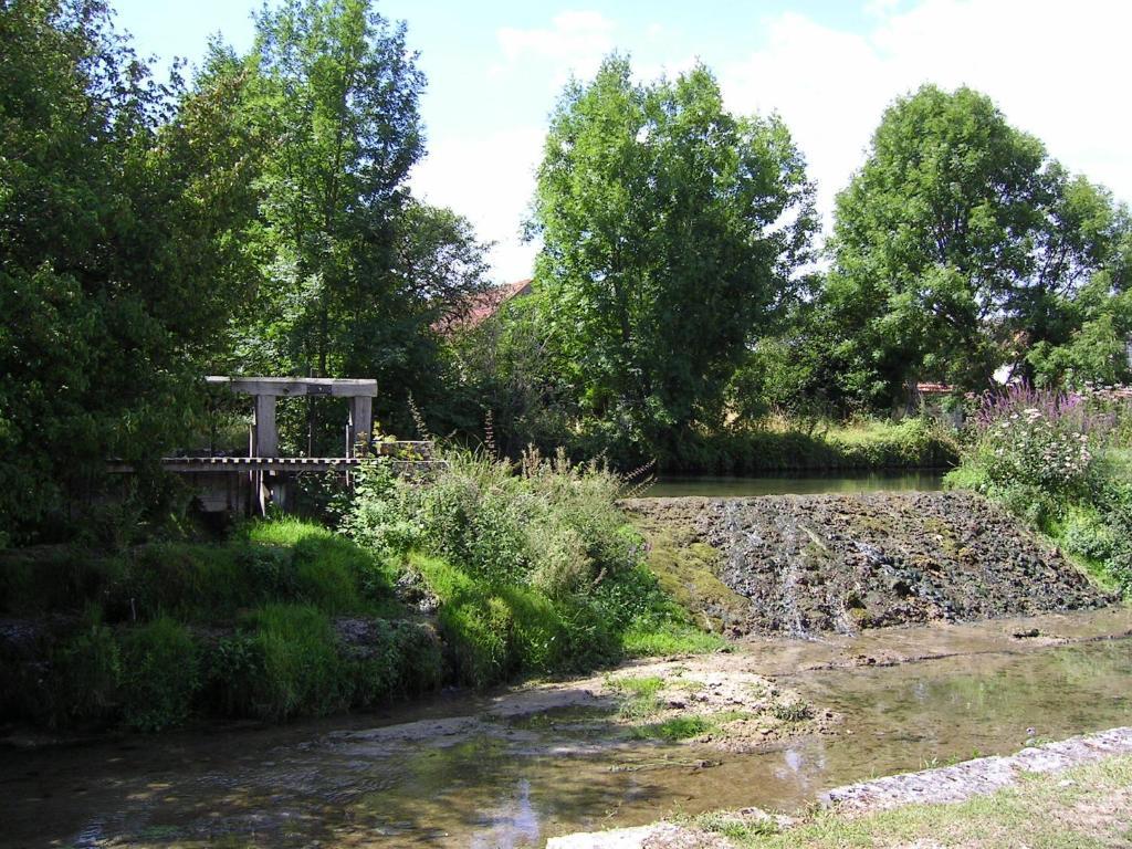 Hotel L'Oree Des Vignes Gilly-les-Citeaux ภายนอก รูปภาพ